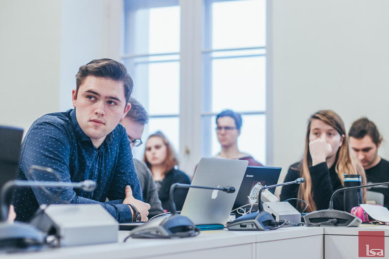 Maris_Lapsovs_Latvijas-studentu-apvienības-domes-sede-lead.jpg