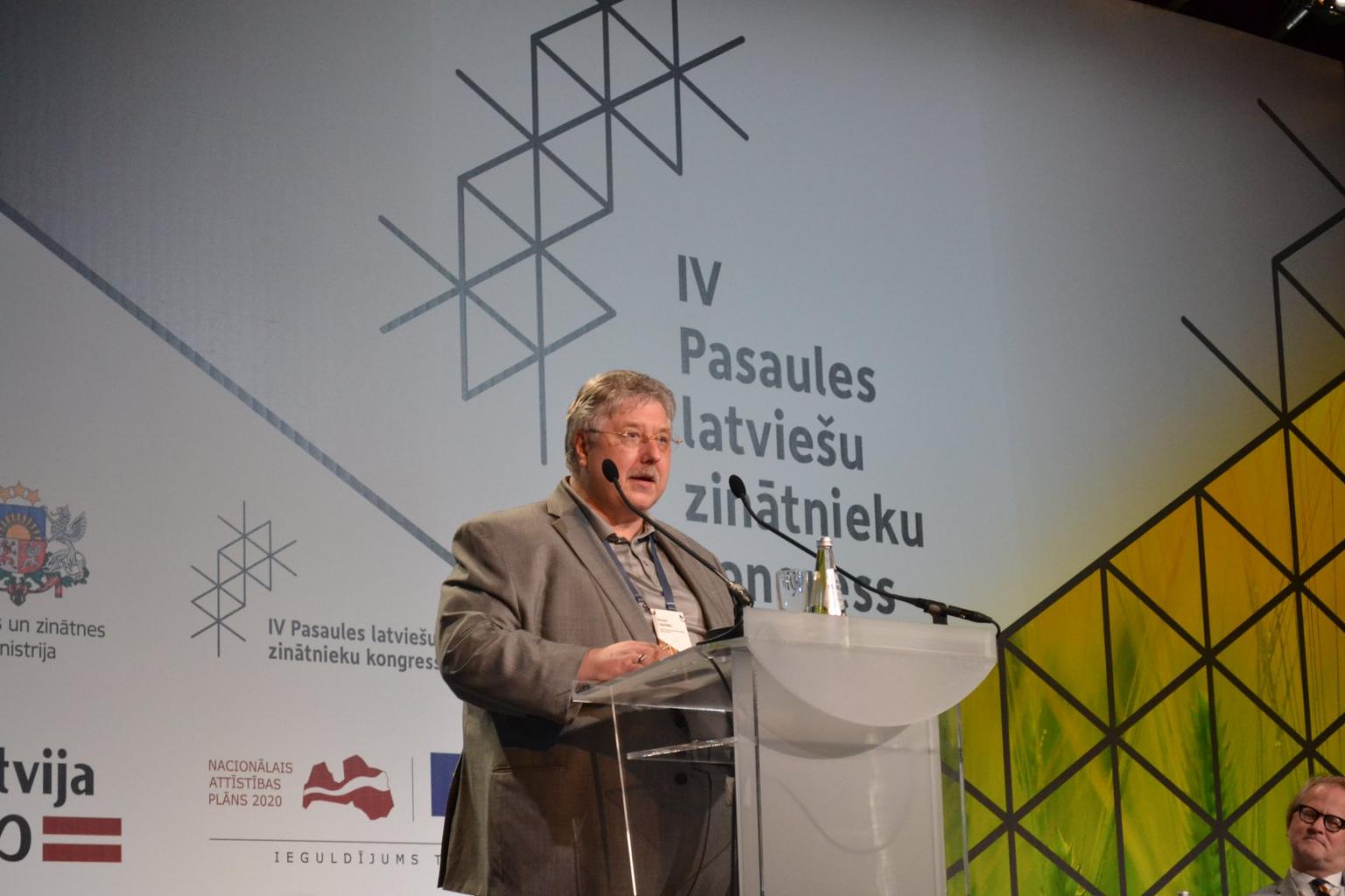 pasaules_zinatnieku_kongress_2018-00.jpg