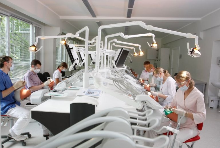 Zahnmedizin Studiumumgebung