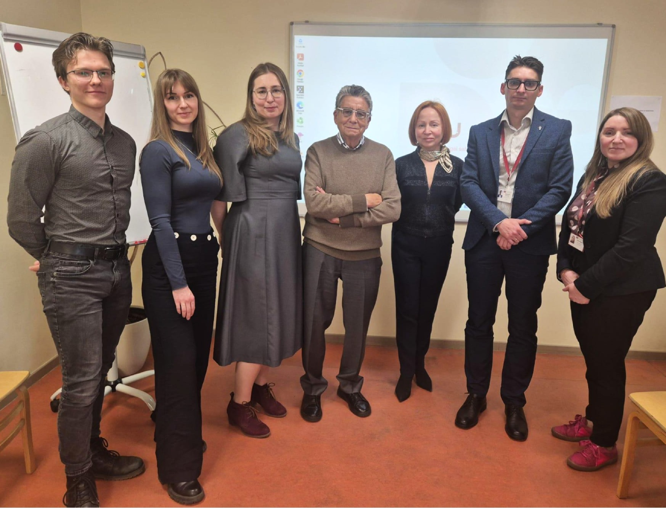 Professor Claudio Cuello visits RSU