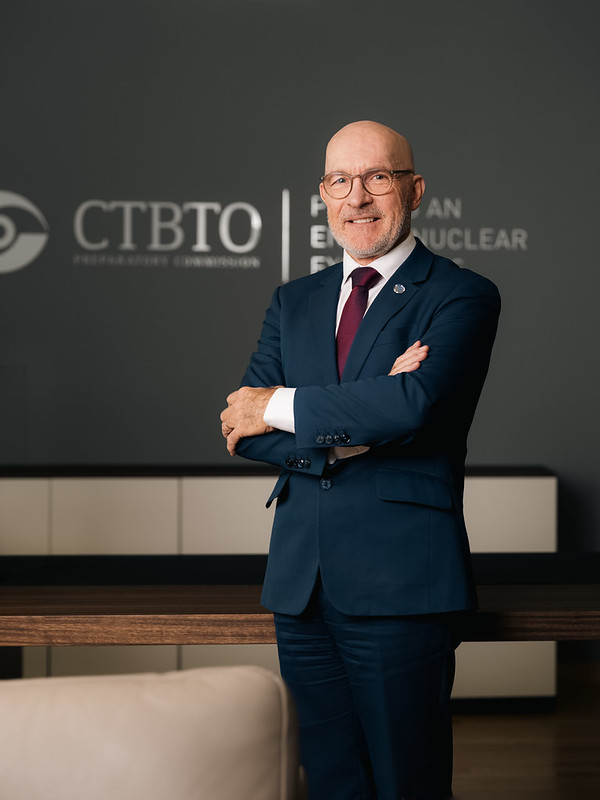 CTBTO executive secretary Dr Robert Floyd