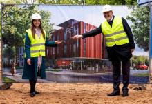 RSU topošajā studiju un zinātnes kompleksā iemūrē kapsulu ar vēstījumu nākamajām paaudzēm