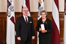 Atzinības krusta komandiere Ilze Bārene