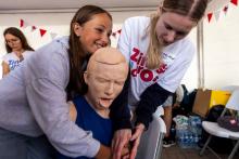 At educational event Smart and Safe – future paediatricians promote a healthy lifestyle