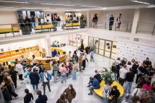 Zinātnieku nakts RSU pulcē teju 3000 apmeklētāju