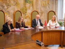 RSU, RSU Foundation, RSU Student Union and Alumni Association sign memorandum of cooperation