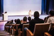 konference_shutterstock